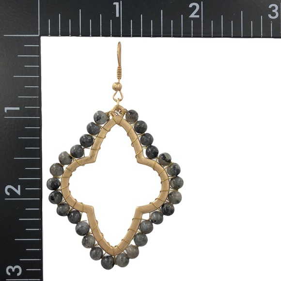 Grey Tones Natural Stone Wrapped Gold Open Quatrefoil Dangle Earrings - Picture 2 of 3